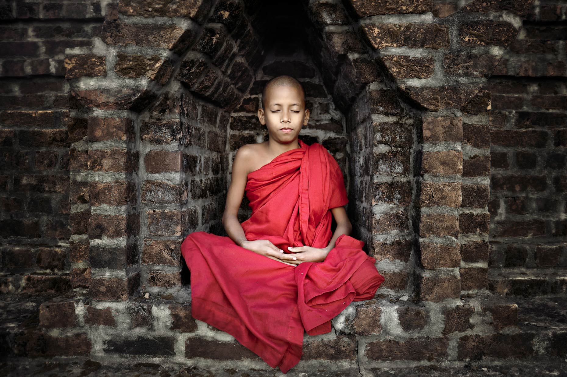 Burma monk 10.jpg